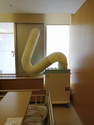 病室内の排気設備
